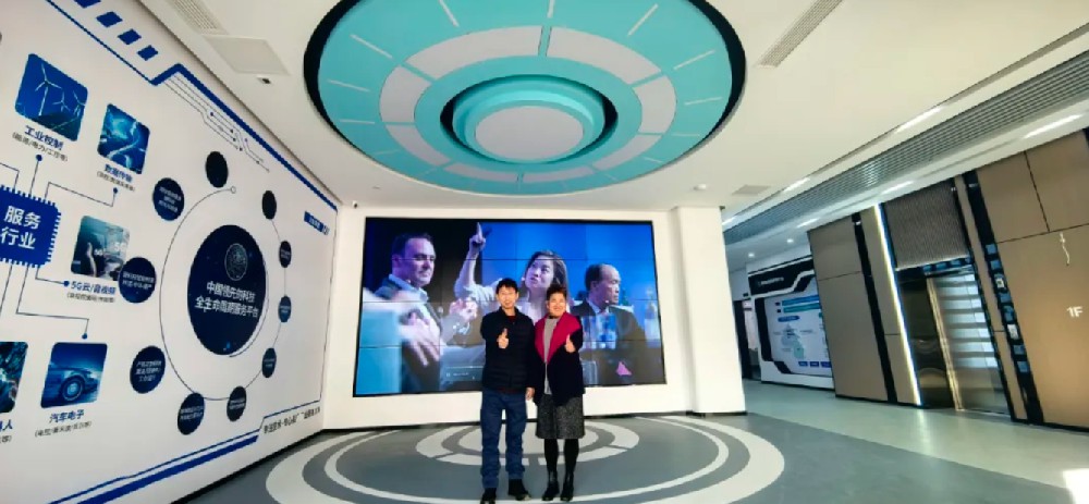 万龙精益园区设立iCANX科学平台展示专区，双方合作迈入新阶段